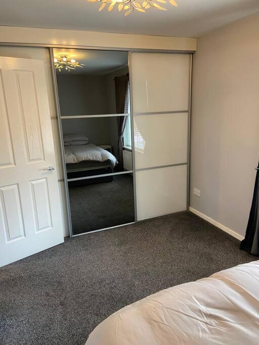 Garland Way 2 Bed House Sheffield Free Parking 5 Min From M1 Villa Mosborough Exteriör bild